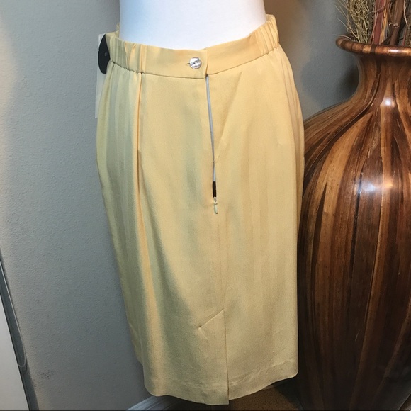 Liz Claiborne Collection Silk Skirt Yellow Size 10 Womens Career Wear - Picture 4 of 10